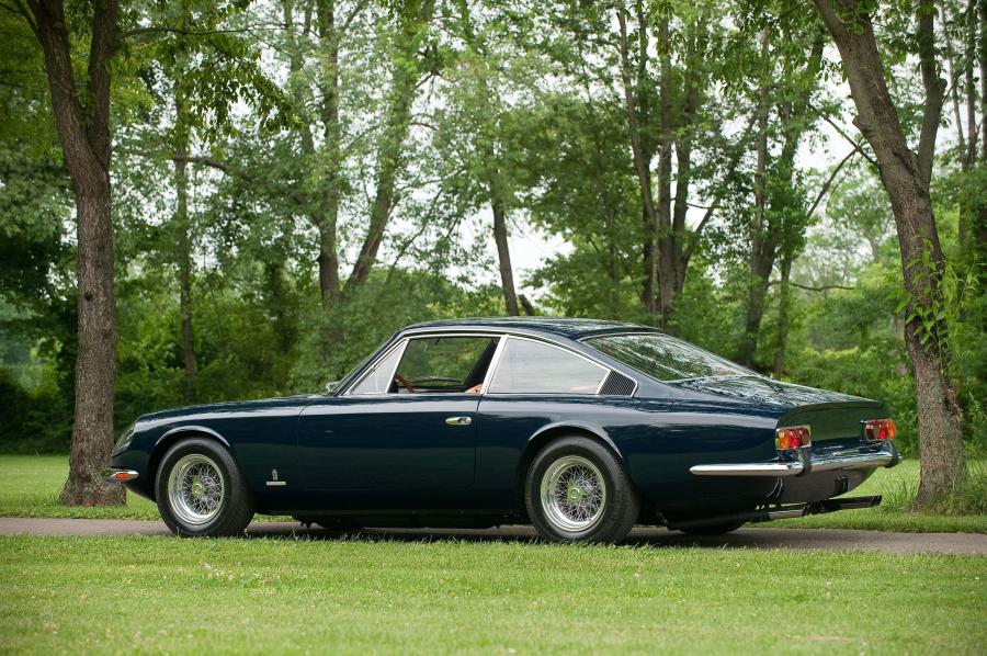  Ferrari 365 GT 2+2 1969 года  (фото 8 из 19)